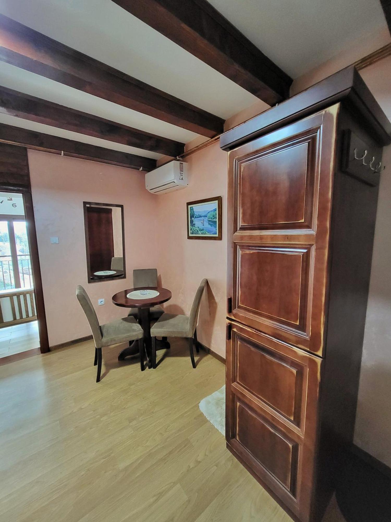 Apartmani Tarsko Jezero Zaovine Cameră foto
